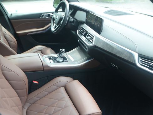 Used 2023 BMW X5 sDrive40i w/ Premium Package RWD image 12