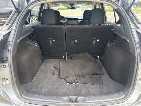 Used 2024 Nissan Kicks S FWD image 13