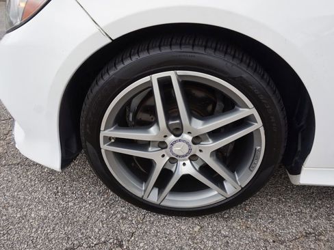 Used 2015 Mercedes-Benz E 350 Sedan image 13