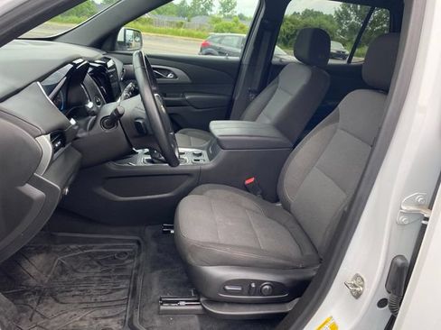 Certified 2023 Chevrolet Traverse LT w/ LPO, Floor Liner Package AWD/4WD image 16