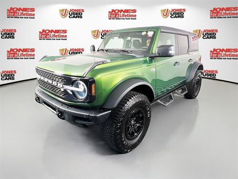 Used 2024 Ford Bronco Wildtrak image 13