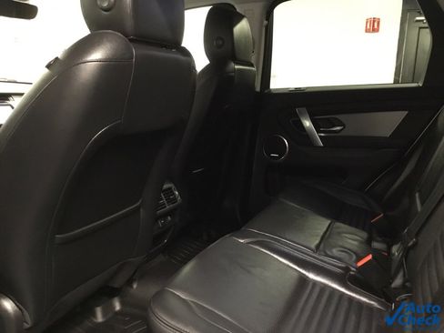 Used 2021 Land Rover Discovery Sport S image 30
