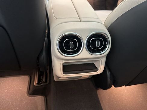 New 2026 Mercedes-Benz GLC 300 4MATIC image 22