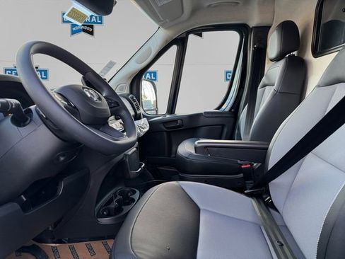 New 2026 RAM ProMaster 2500 w/ Premium Convenience Group image 10