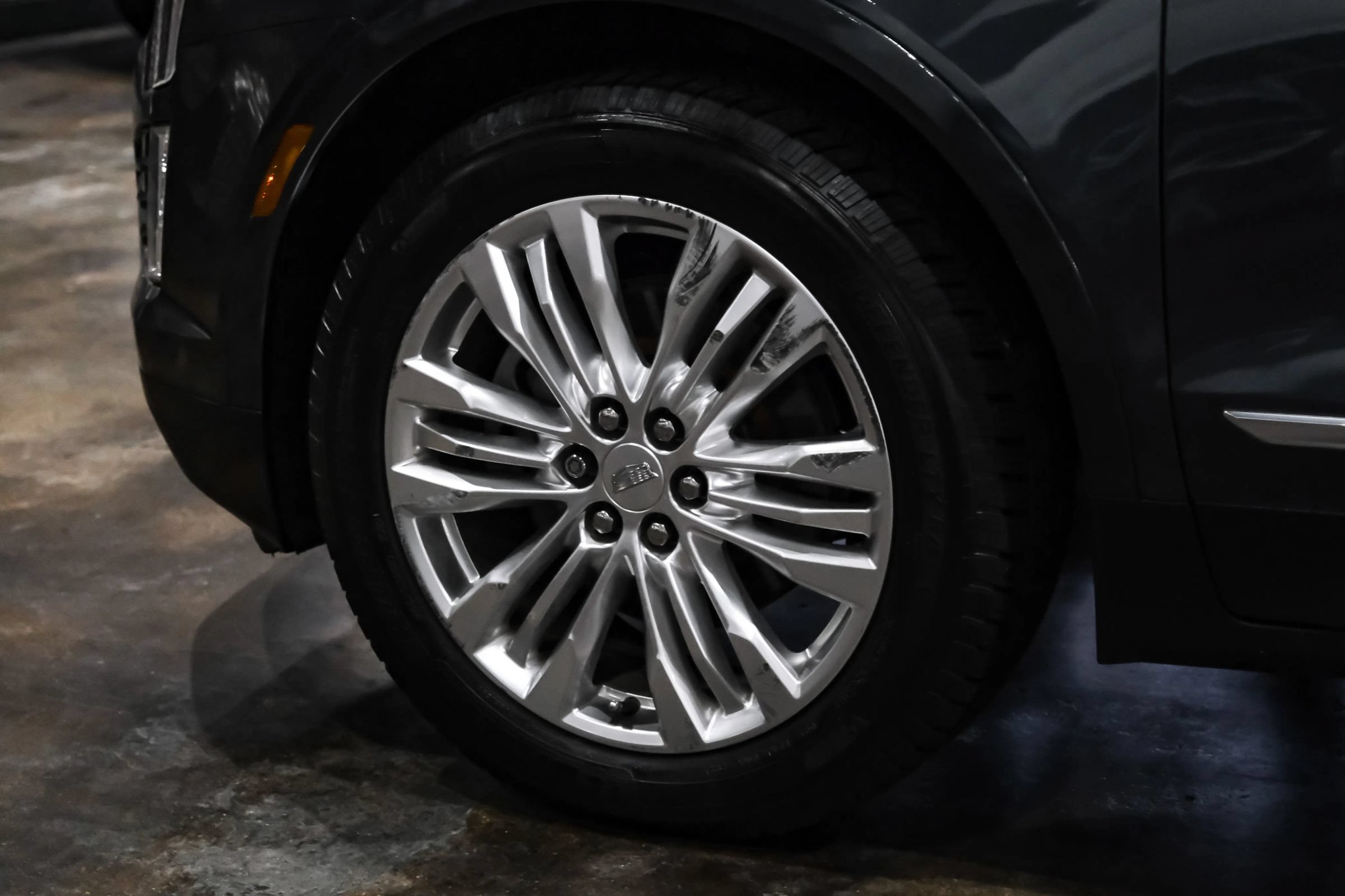 Used 2019 Cadillac XT5 Premium Luxury FWD image 58