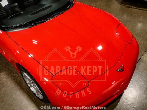 Used 1997 Chevrolet Corvette Coupe w/ Roof Pkg image 14