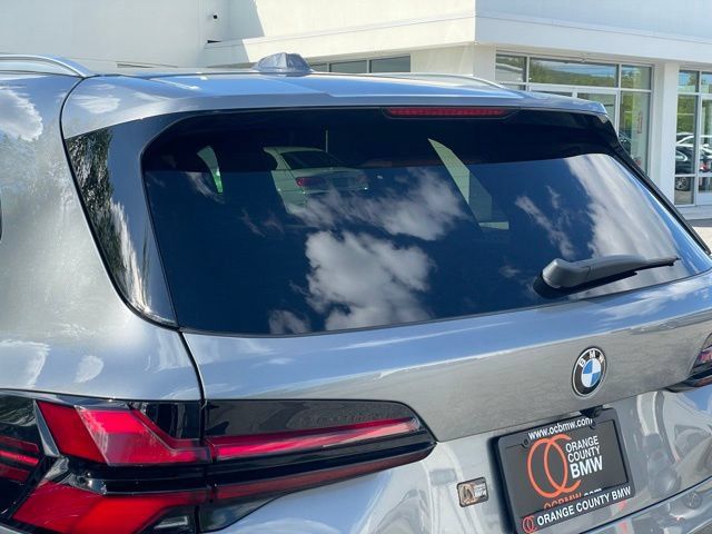 Certified 2024 BMW X5 xDrive40i w/ Premium Package AWD/4WD image 29