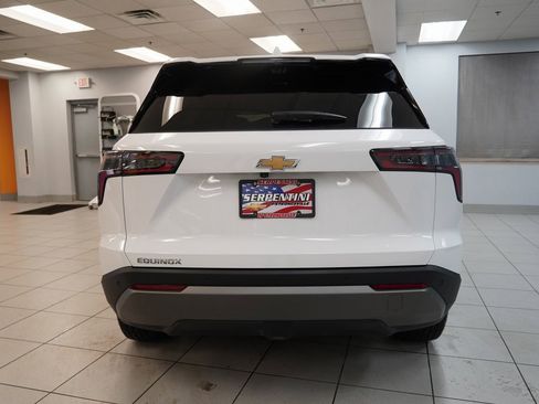 New 2026 Chevrolet Equinox LT w/ Convenience Package II image 14
