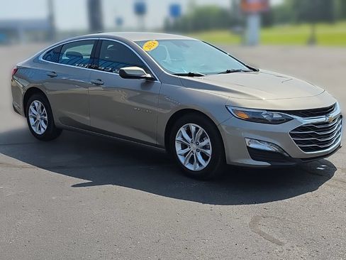 Used 2024 Chevrolet Malibu LT FWD image 4
