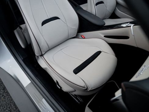 Certified 2024 Ferrari Roma Spider image 37