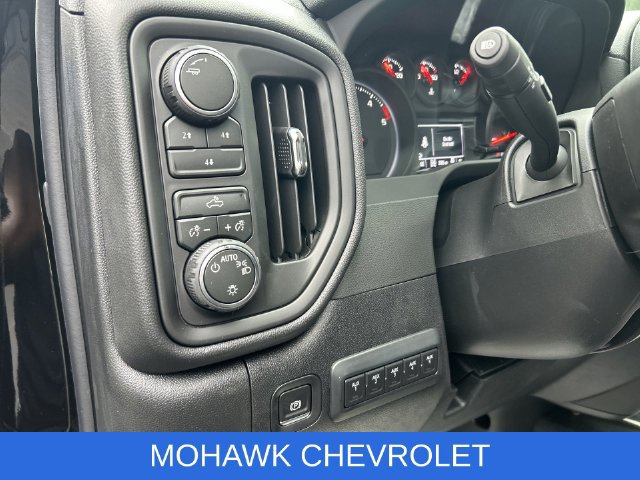 Used 2026 Chevrolet Silverado 3500 W/T AWD/4WD image 35