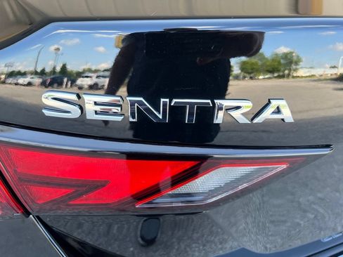 Certified 2023 Nissan Sentra S FWD image 30