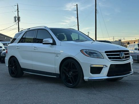 Used 2013 Mercedes-Benz ML 63 AMG 4MATIC image 9