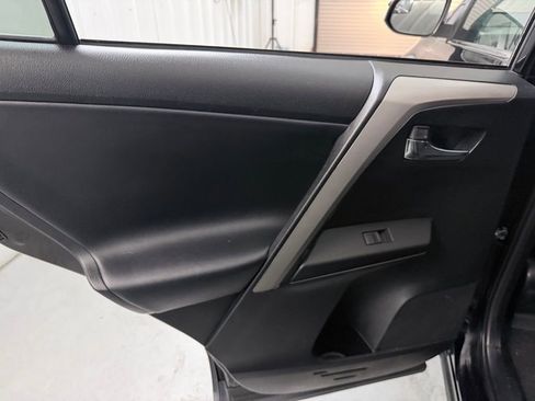 Used 2016 Toyota RAV4 XLE FWD image 27