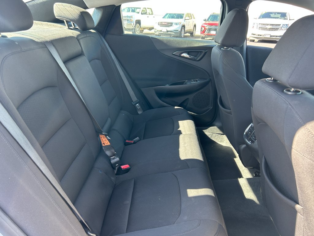 Used 2022 Chevrolet Malibu LT FWD image 31