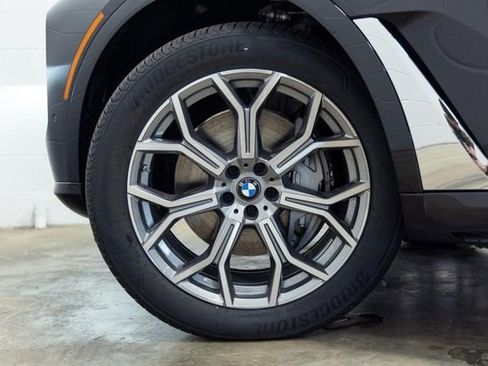 Used 2026 BMW X7 xDrive40i AWD/4WD image 22