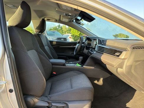 Used 2025 Toyota Camry LE FWD image 23