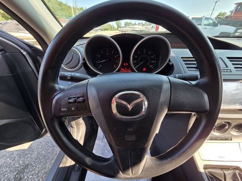 Used 2011 MAZDA MAZDA3 i Sport FWD image 21