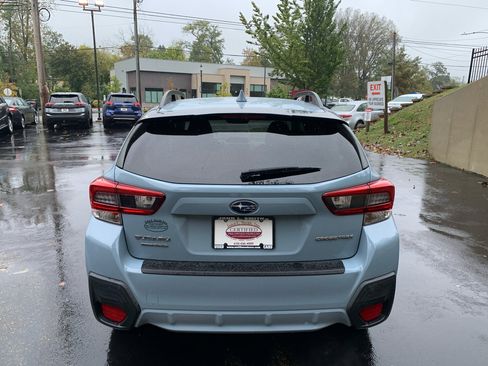 Used 2020 Subaru Crosstrek 2.0i Premium w/ Moonroof Package 2 image 4