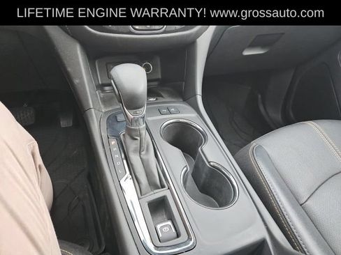 Used 2023 Chevrolet Equinox Premier AWD/4WD image 23