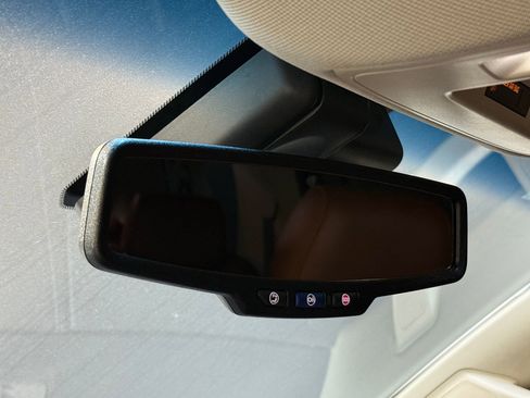 Used 2016 Cadillac Escalade ESV Luxury image 18