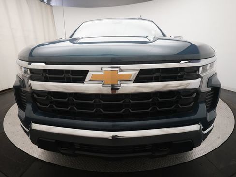 Used 2024 Chevrolet Silverado 1500 LT AWD/4WD image 11