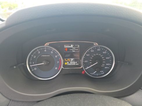 Used 2017 Subaru Crosstrek 2.0i Premium AWD/4WD image 6