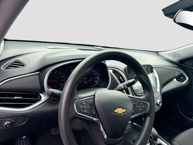 Used 2024 Chevrolet Malibu LT FWD image 5