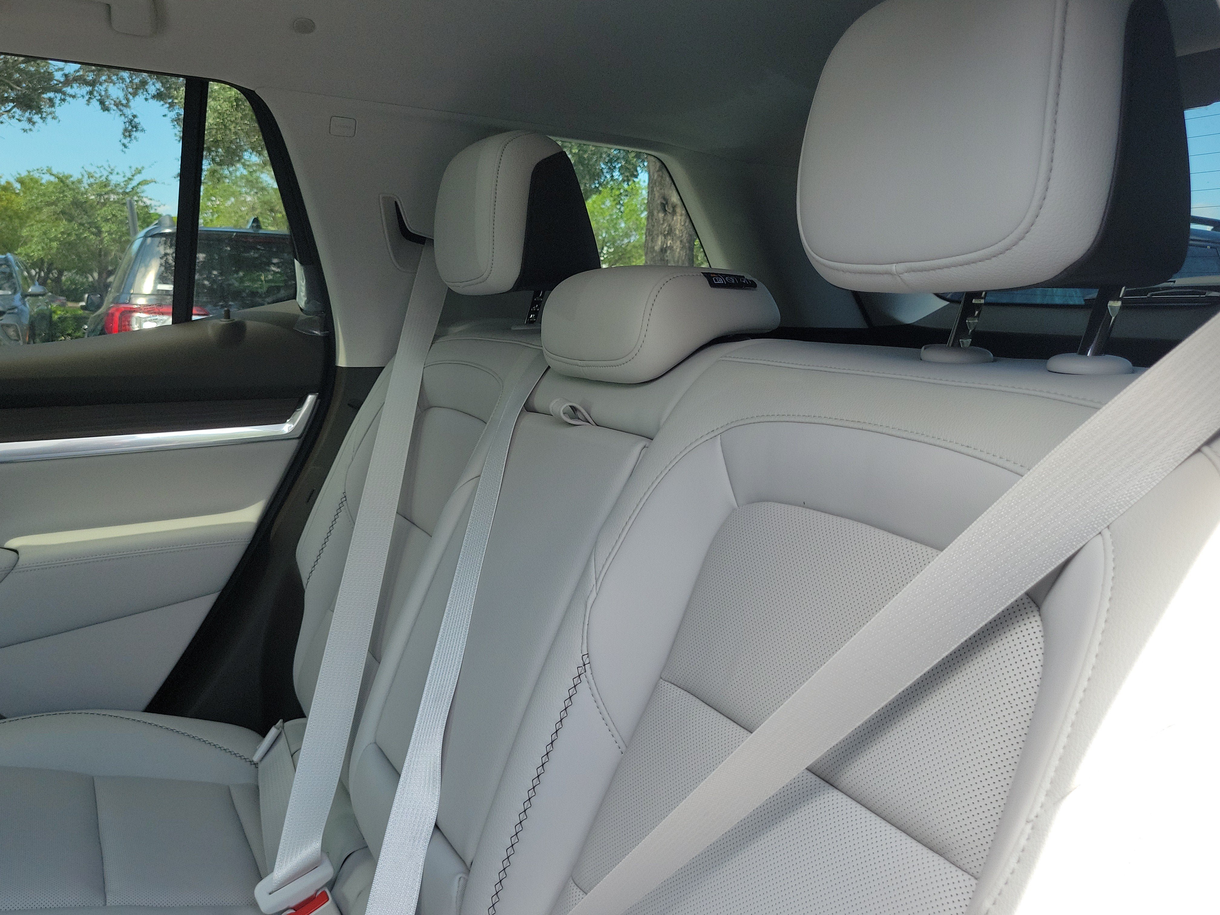New 2027 GMC Terrain Denali w/ LPO, Floor Liner Package AWD/4WD image 7