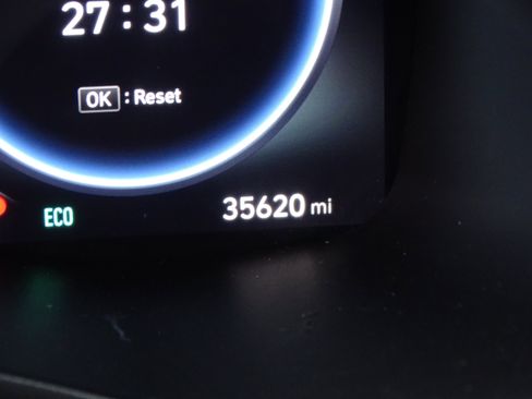 Used 2023 Hyundai Santa Fe SEL Convenience image 9