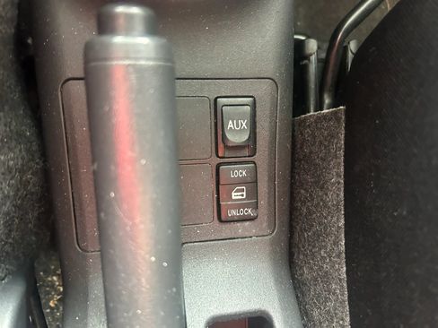 Used 2008 Toyota Yaris S FWD image 17