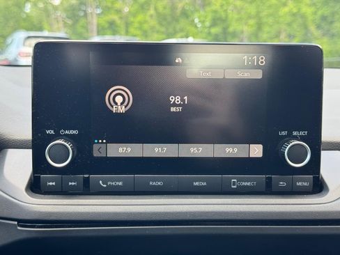 Certified 2023 Honda Accord EX image 14