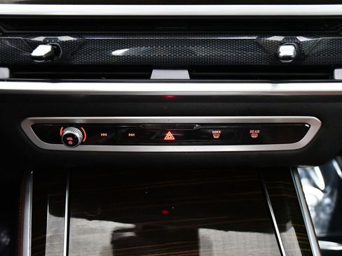 Used 2024 BMW X5 xDrive40i w/ M Sport Package image 14