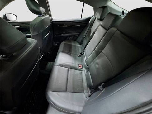 Used 2025 Toyota Camry XLE image 27