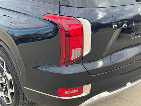 Used 2022 Hyundai Palisade Calligraphy image 13