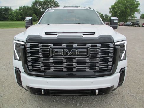 New 2026 GMC Sierra 2500 Denali Ultimate w/ Max Trailering Package AWD/4WD image 12