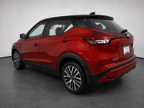 Certified 2024 Nissan Kicks SV FWD image 6
