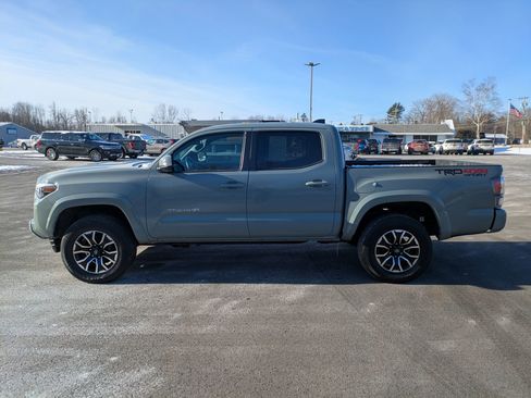 Used 2022 Toyota Tacoma 4x4 Double Cab image 6