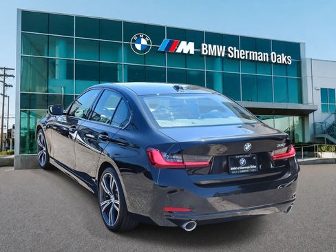 Used 2023 BMW 330i Sedan w/ Driving Assistance Package RWD image 6