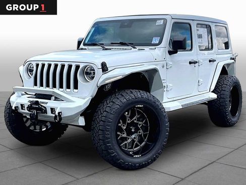 Used 2022 Jeep Wrangler Unlimited Sahara w/ LED Lighting Group AWD/4WD image 1