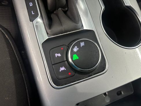Used 2021 Chevrolet Blazer LT FWD image 28
