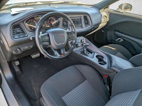 Used 2023 Dodge Challenger R/T w/ Blacktop Package image 10