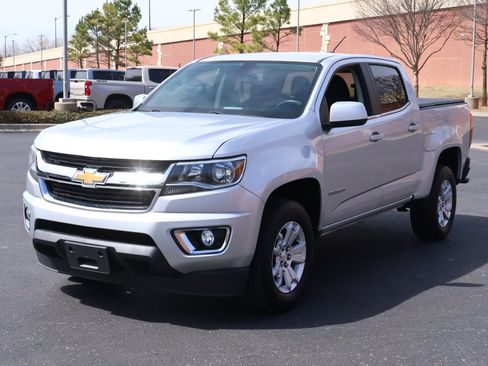 Used 2020 Chevrolet Colorado LT w/ LT Convenience Package image 24