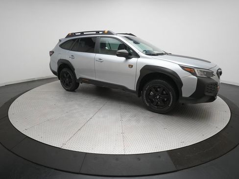 Used 2025 Subaru Outback Wilderness image 38