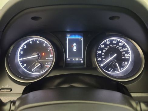 Used 2022 Toyota Camry SE image 24