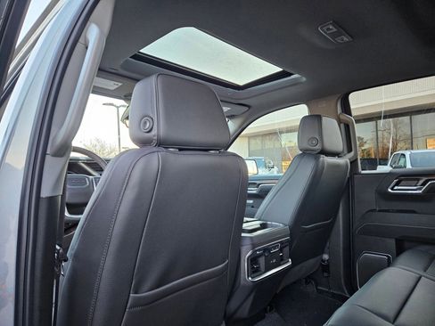 New 2026 GMC Sierra 1500 Denali w/ Denali Reserve Package AWD/4WD image 26