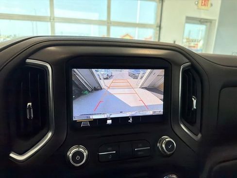 Used 2019 GMC Sierra 1500 AT4 w/ AT4 Premium Package AWD/4WD image 3