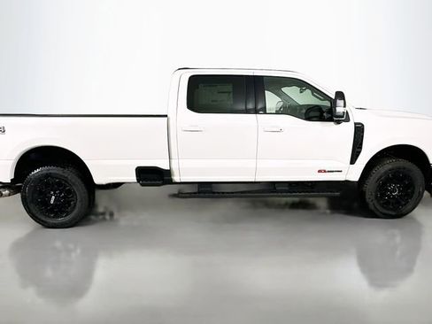 New 2026 Ford F350 Lariat w/ Black Appearance Package image 8