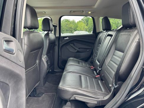 Used 2017 Ford Escape Titanium AWD/4WD image 16