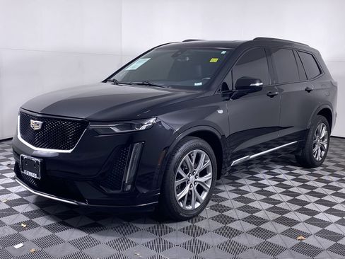 Certified 2020 Cadillac XT6 Sport image 19